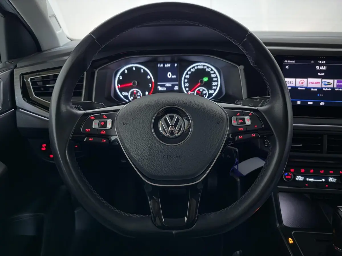 1.0 TSI Highline DSG Carplay ACC Camera NAP