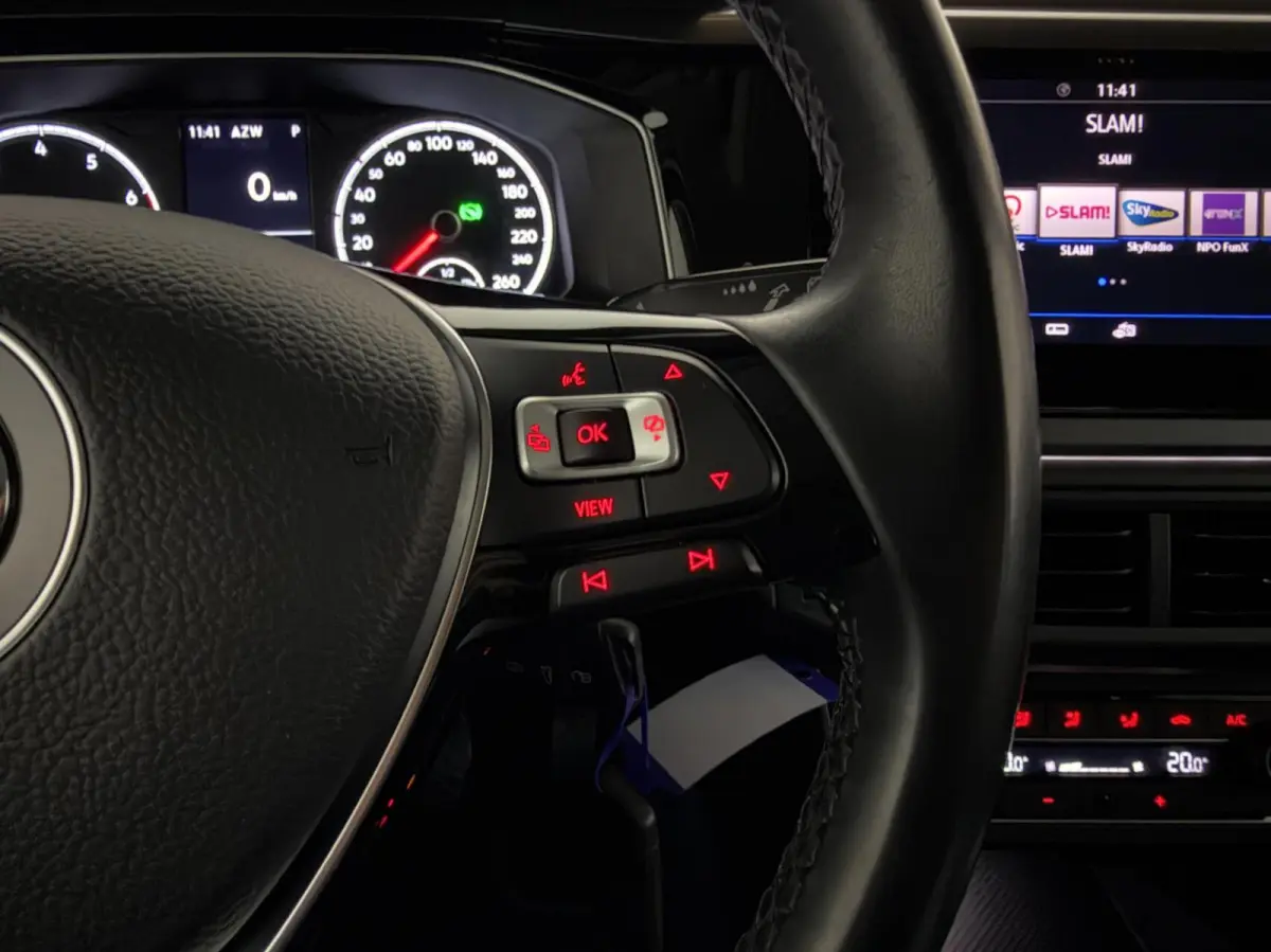 1.0 TSI Highline DSG Carplay ACC Camera NAP