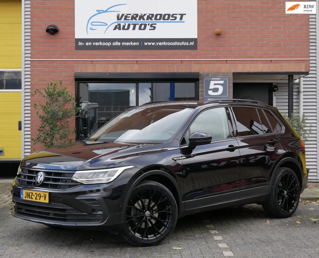 1.5 TSI R-Line Business+. camera. CarPlay. stoelverwarming.trekhaak