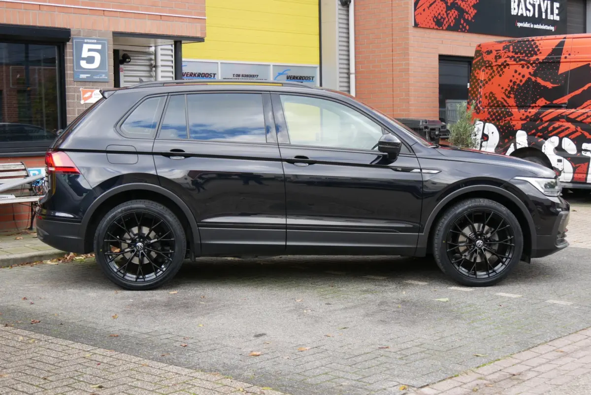 1.5 TSI R-Line Business+. camera. CarPlay. stoelverwarming.trekhaak