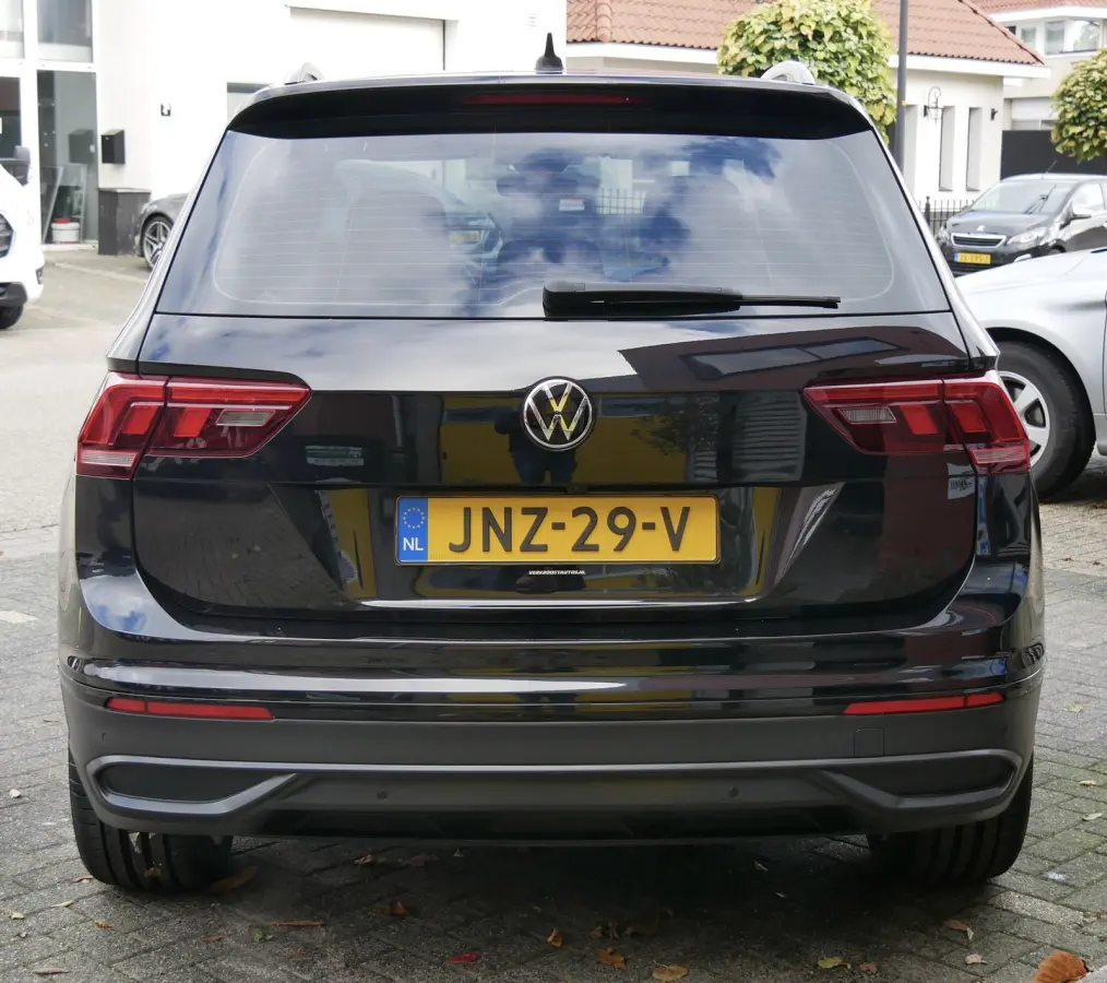 1.5 TSI R-Line Business+. camera. CarPlay. stoelverwarming.trekhaak