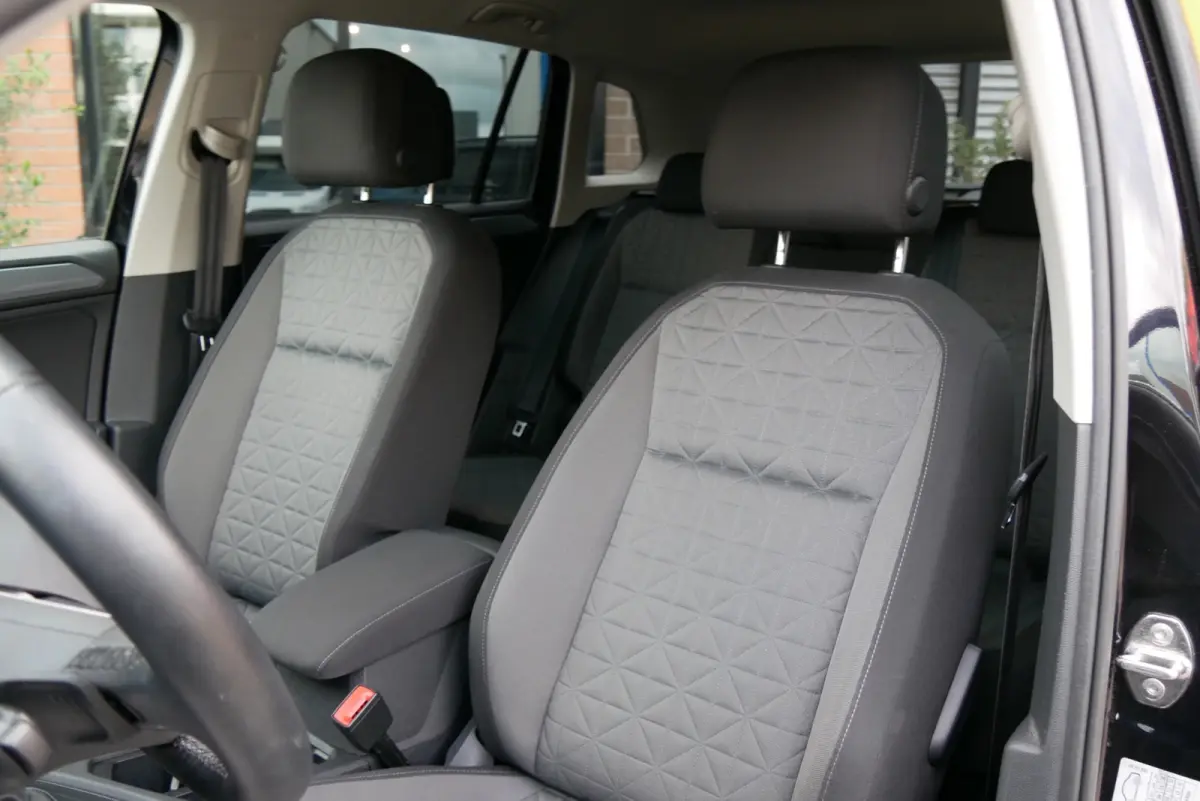 1.5 TSI R-Line Business+. camera. CarPlay. stoelverwarming.trekhaak