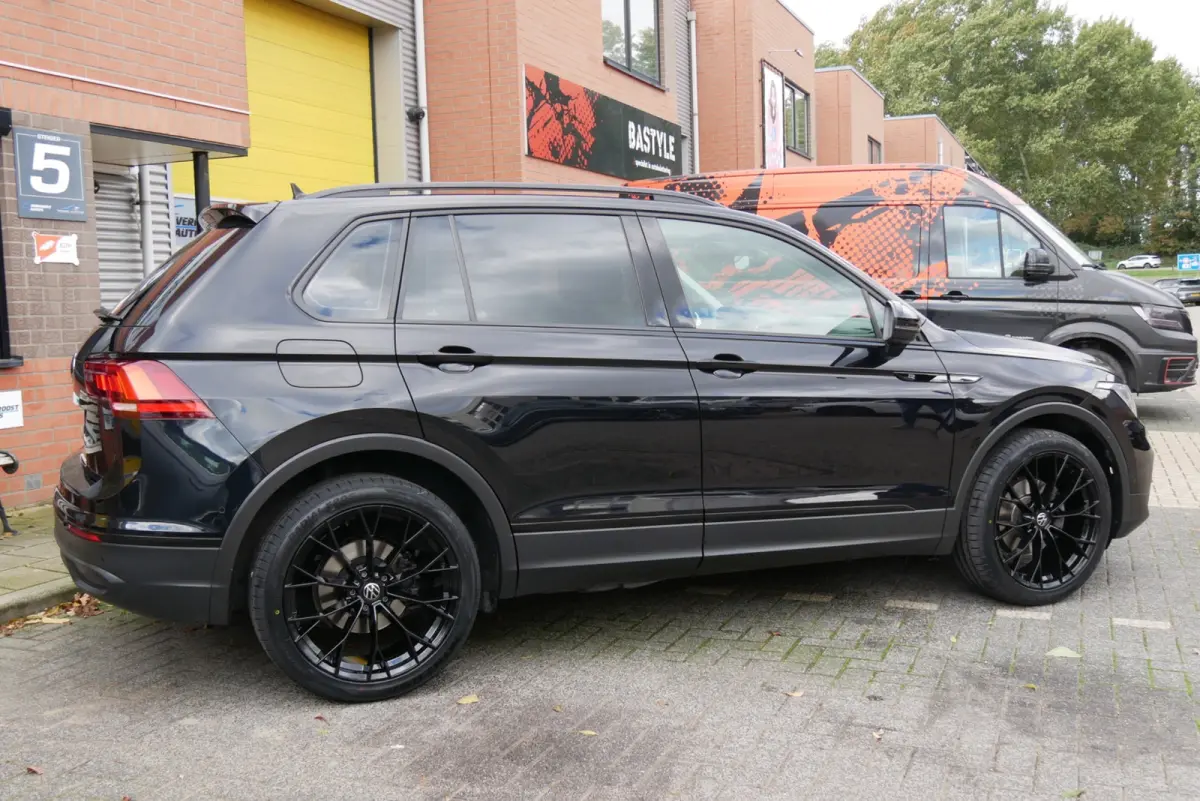 1.5 TSI R-Line Business+. camera. CarPlay. stoelverwarming.trekhaak