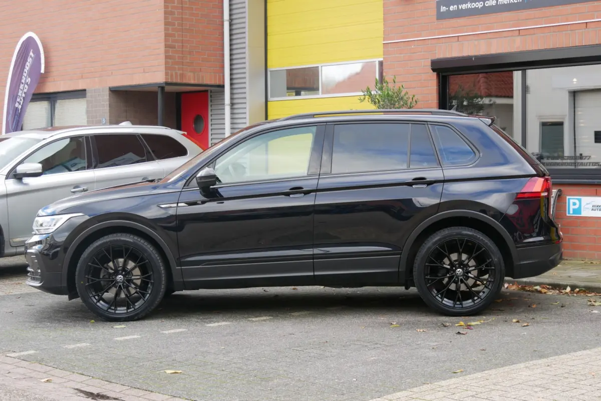 1.5 TSI R-Line Business+. camera. CarPlay. stoelverwarming.trekhaak