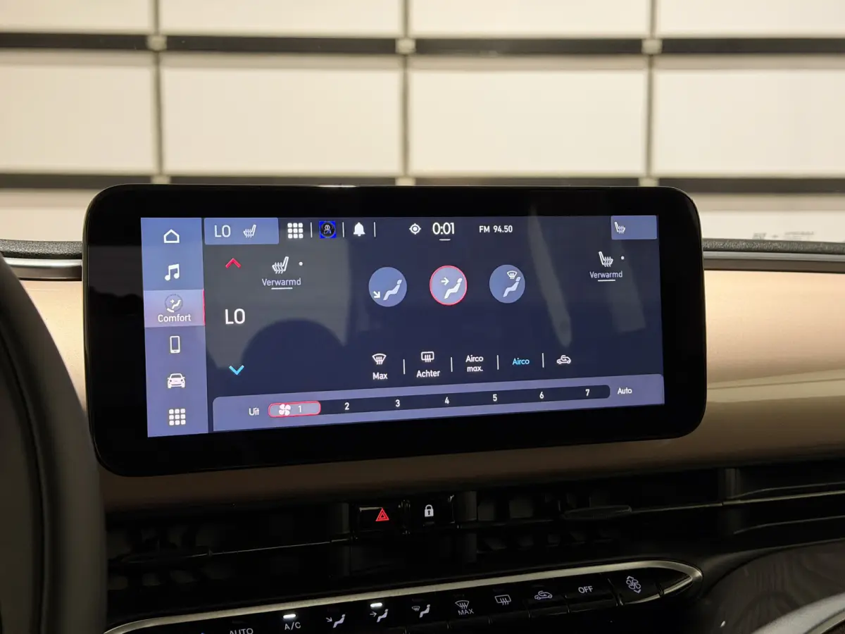 3+1 42 kWh | Apple CarPlay - Android Auto | Stoelen verwarmd | Dodehoek detectie