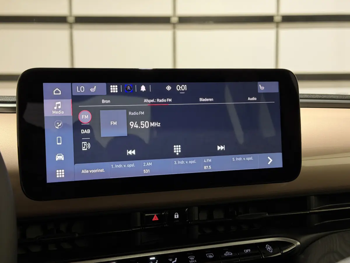 3+1 42 kWh | Apple CarPlay - Android Auto | Stoelen verwarmd | Dodehoek detectie