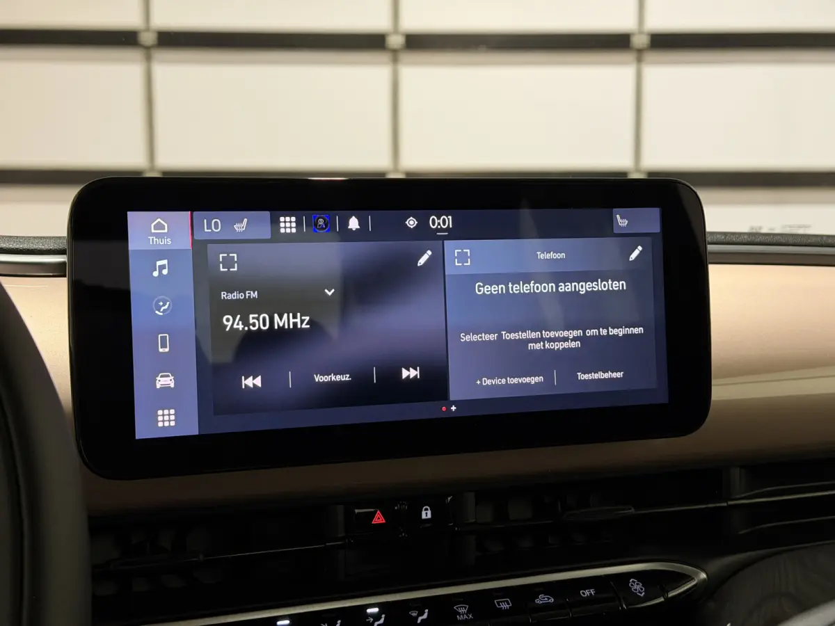 3+1 42 kWh | Apple CarPlay - Android Auto | Stoelen verwarmd | Dodehoek detectie