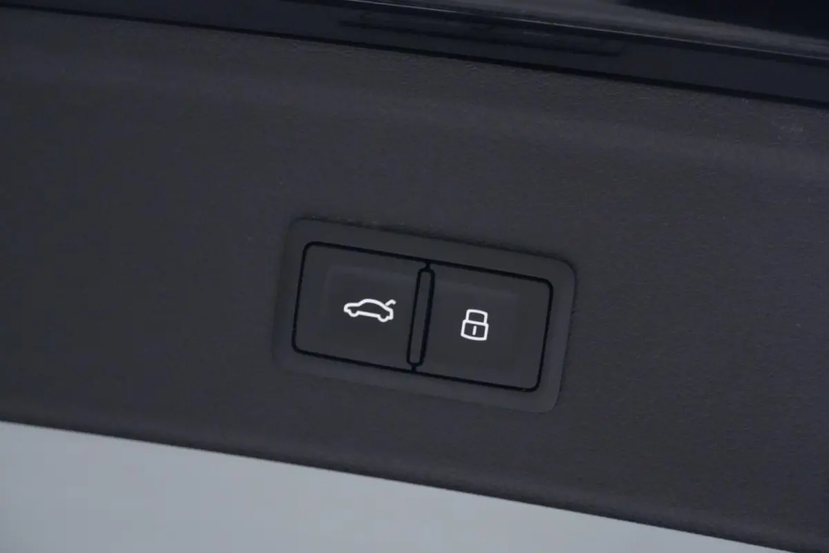 40 TFSI S Line Competition Automaat 204 PK | Pano | Virtual | CarPlay | Sportstoelen + Verwarmd | Acc | Led | Camera |