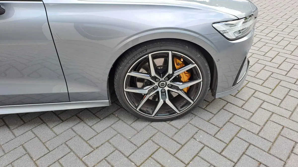 2.0 T8 AWD Polestar Engineered