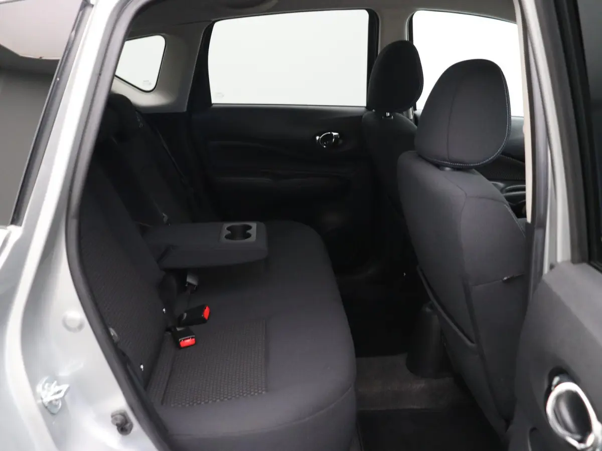 1.2 Connect Edition | All Season Banden | Abd onderhouden | Slechts 47970km!! | Keyless Entry |