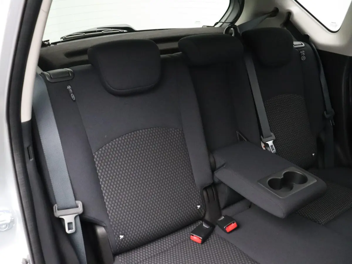 1.2 Connect Edition | All Season Banden | Abd onderhouden | Slechts 47970km!! | Keyless Entry |