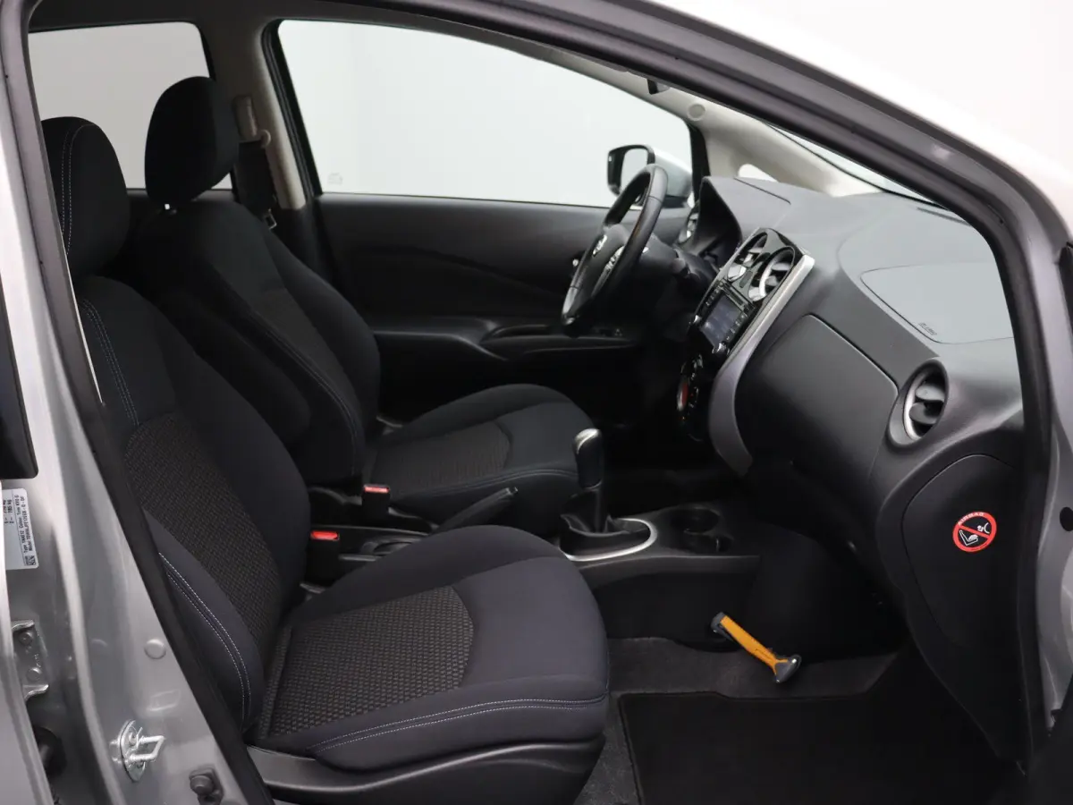 1.2 Connect Edition | All Season Banden | Abd onderhouden | Slechts 47970km!! | Keyless Entry |