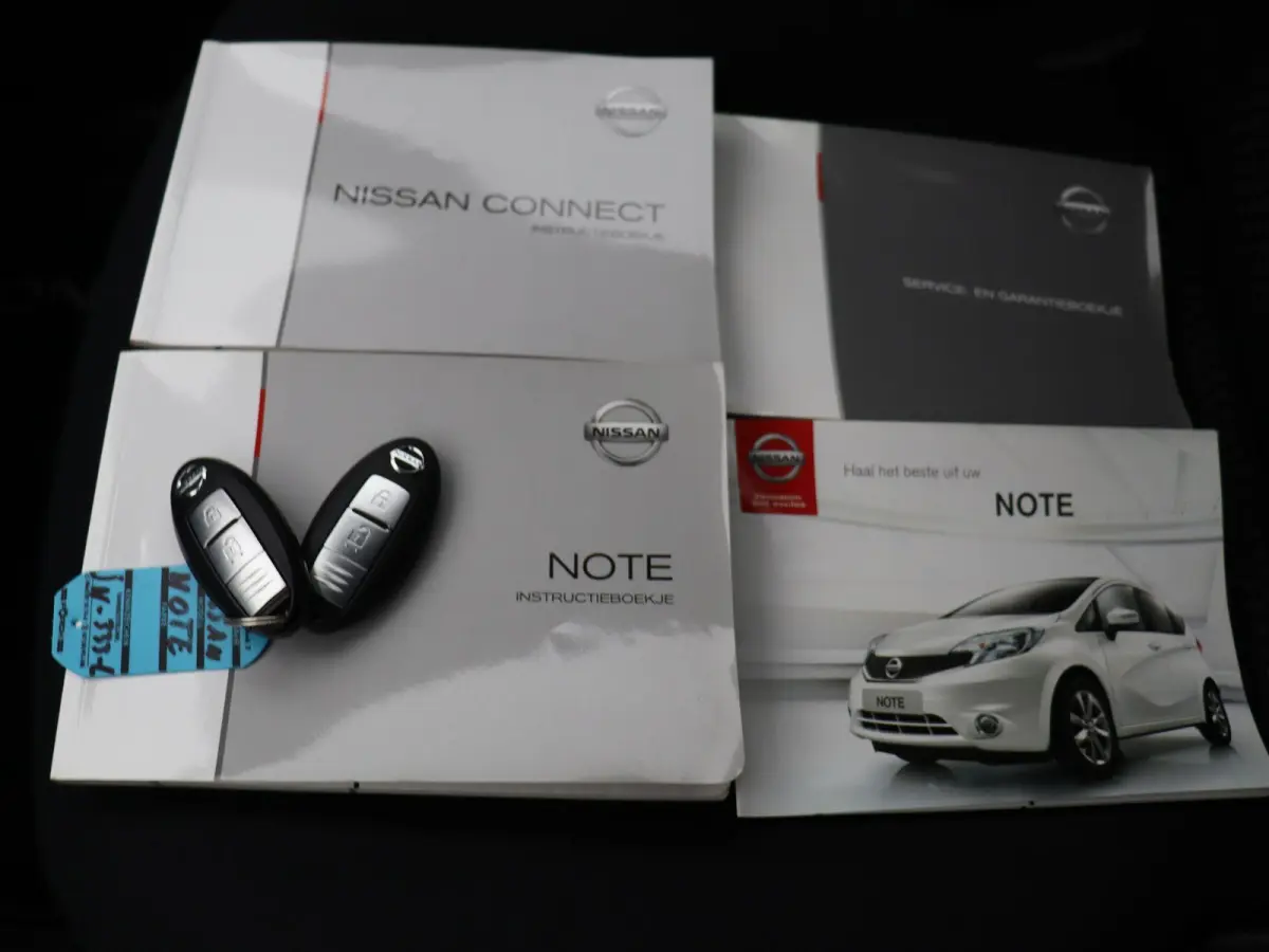 1.2 Connect Edition | All Season Banden | Abd onderhouden | Slechts 47970km!! | Keyless Entry |