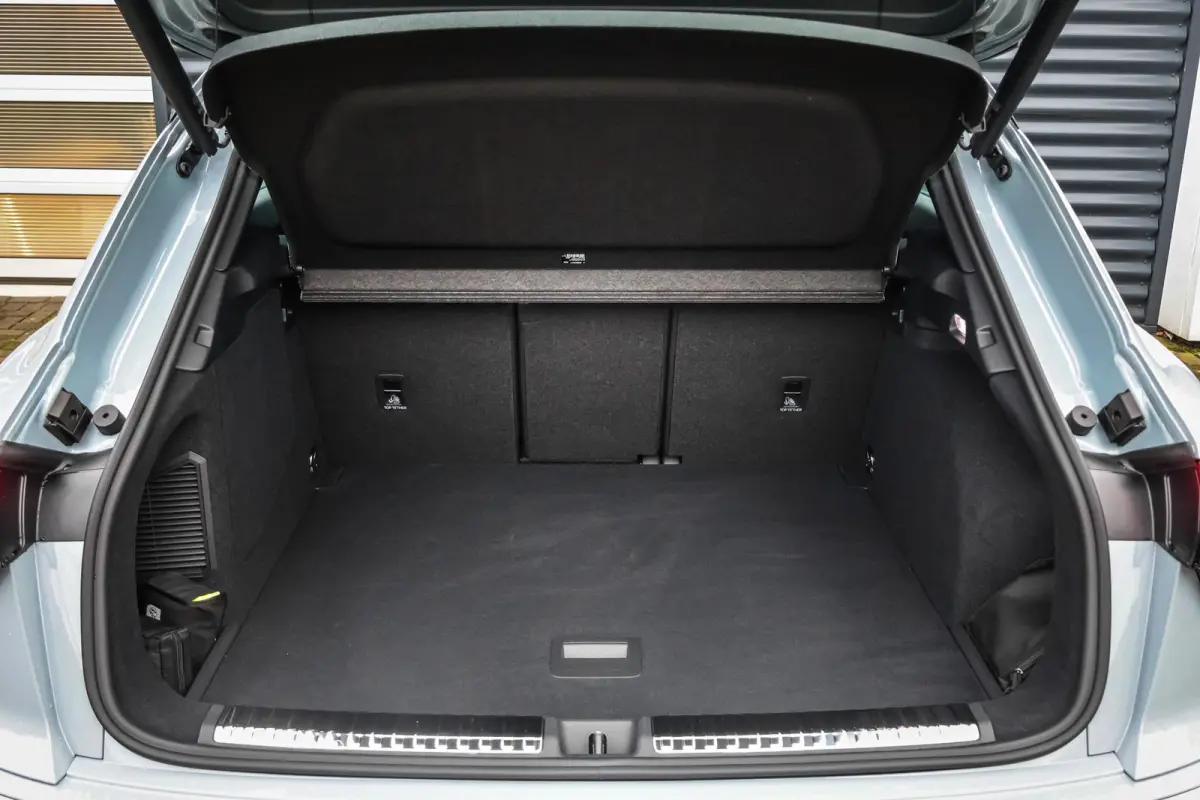 1.5 e-hybrid 272pk S edition | Trekhaak | 19" Velgen | Geheugen Bestuurdersstoel