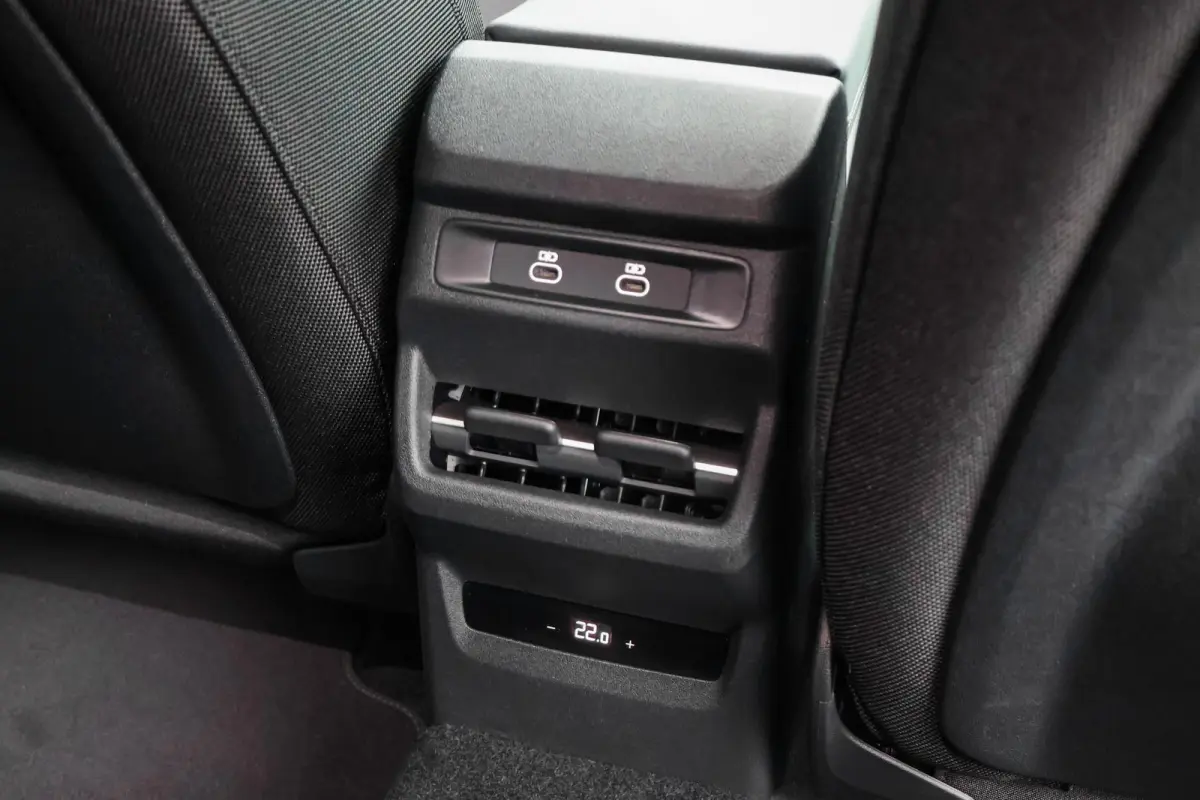 1.5 e-hybrid 272pk S edition | Trekhaak | 19" Velgen | Geheugen Bestuurdersstoel