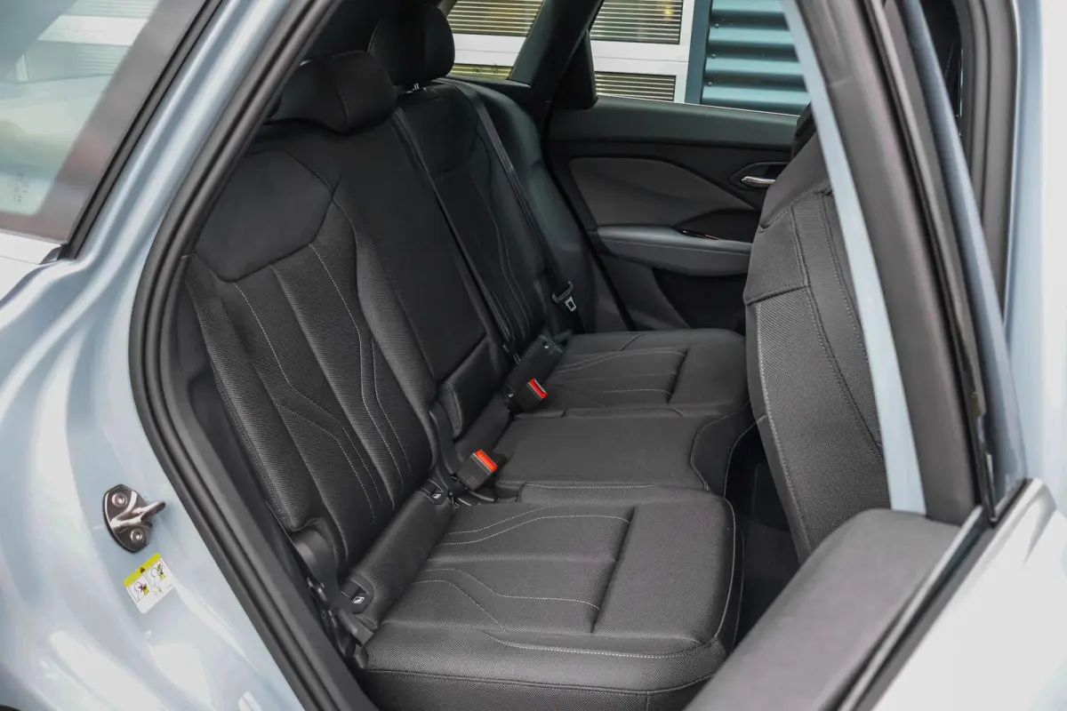 1.5 e-hybrid 272pk S edition | Trekhaak | 19" Velgen | Geheugen Bestuurdersstoel