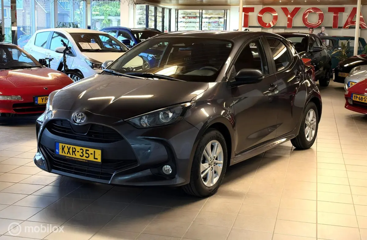 1.5 Hybrid 115 Active Facelift. 16.378 Km