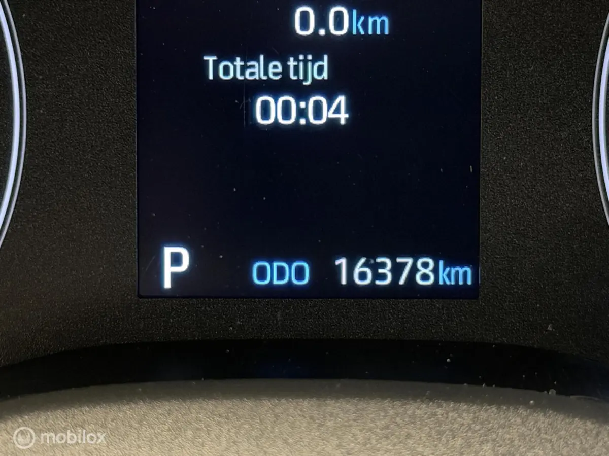 1.5 Hybrid 115 Active Facelift. 16.378 Km