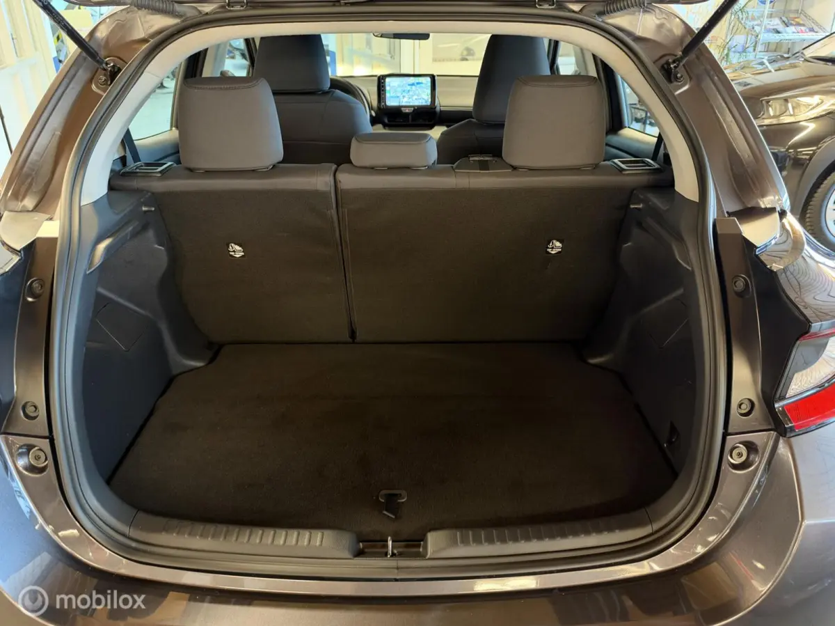 1.5 Hybrid 115 Active Facelift. 16.378 Km