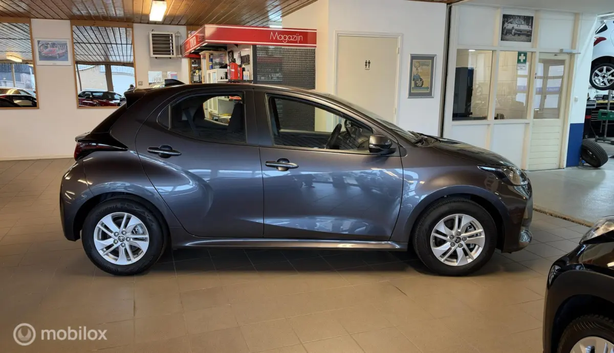 1.5 Hybrid 115 Active Facelift. 16.378 Km