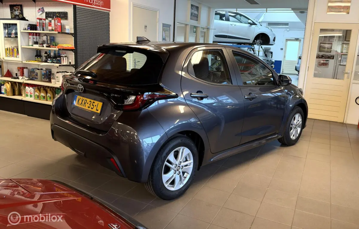 1.5 Hybrid 115 Active Facelift. 16.378 Km