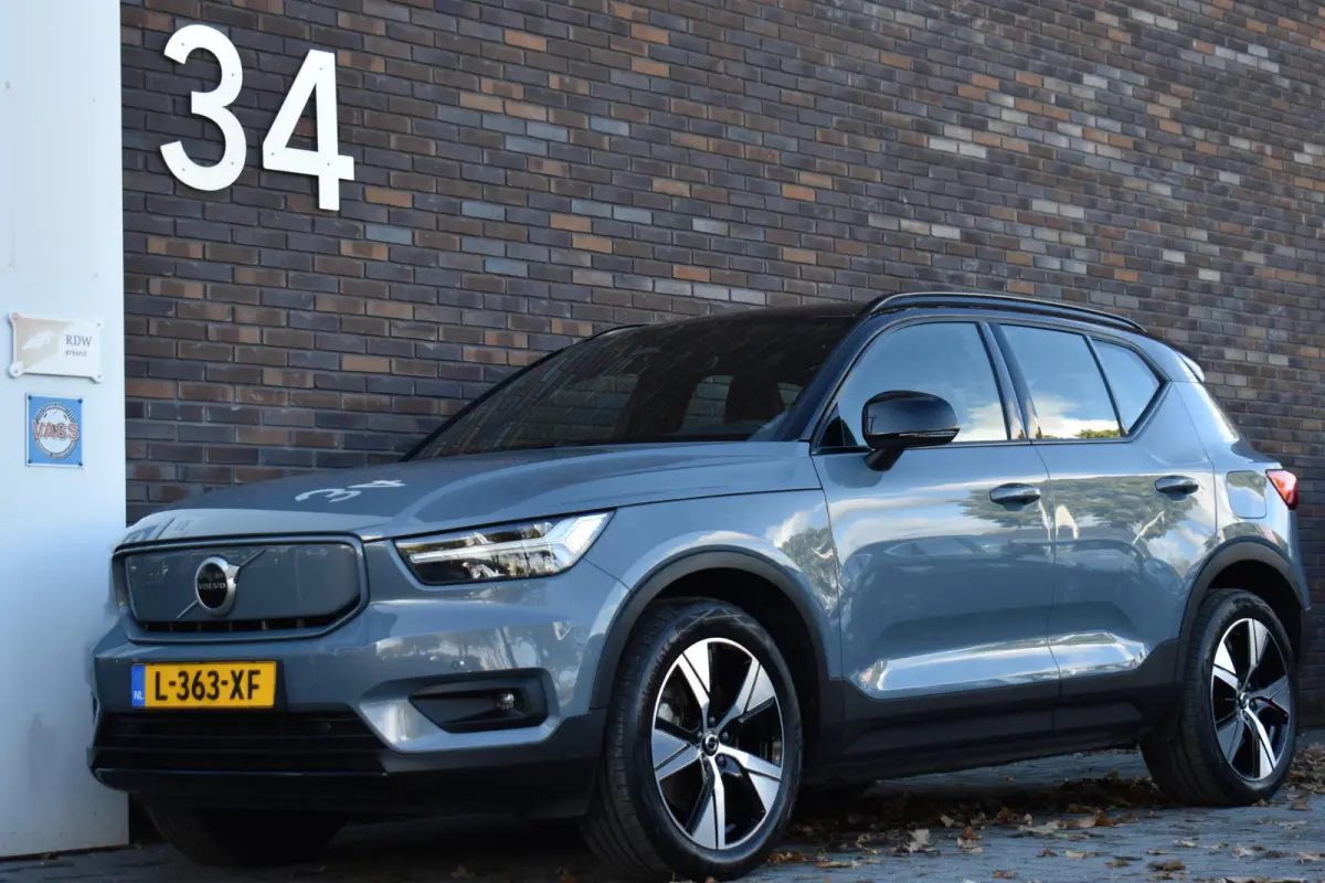 P8 AWD R-Design 78kwh