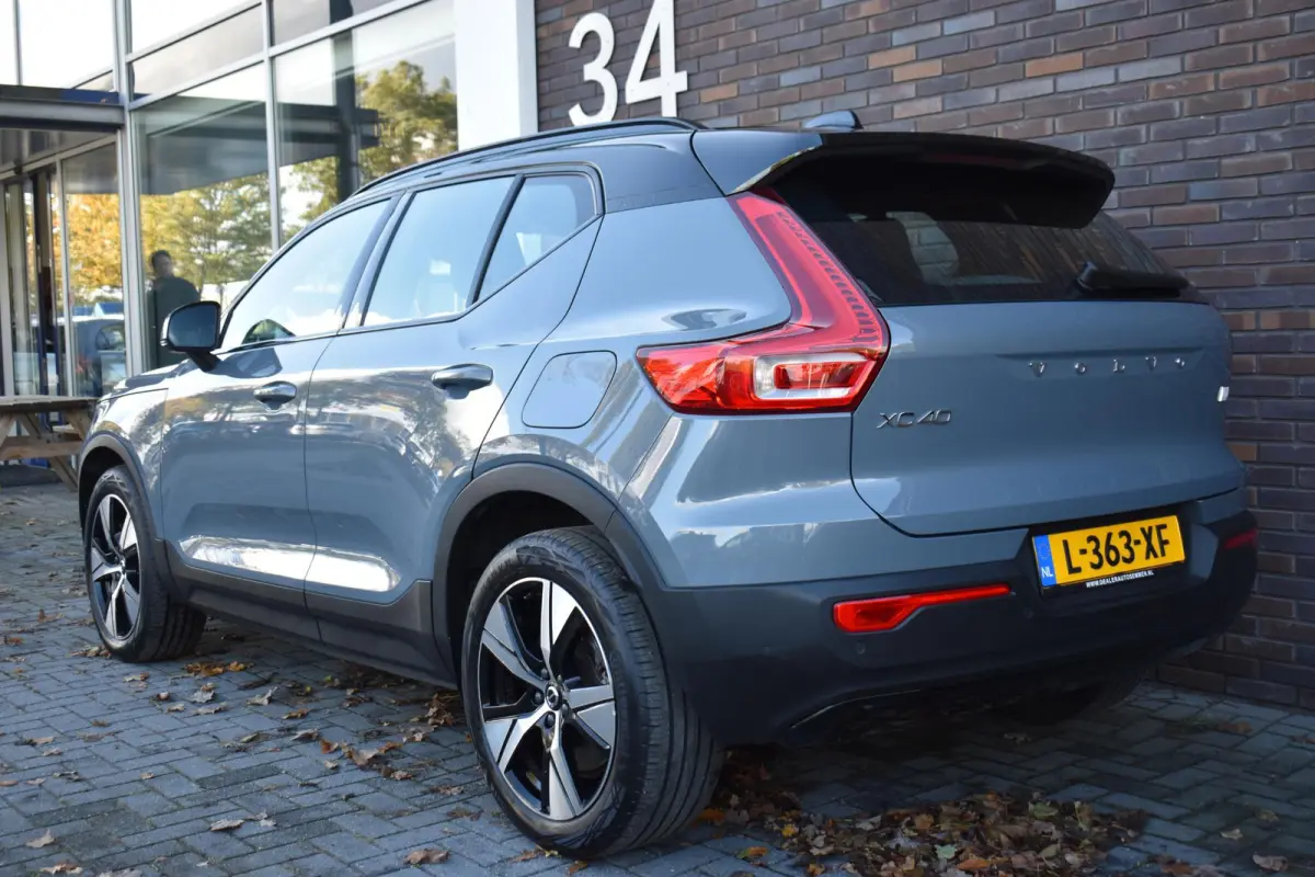 P8 AWD R-Design 78kwh
