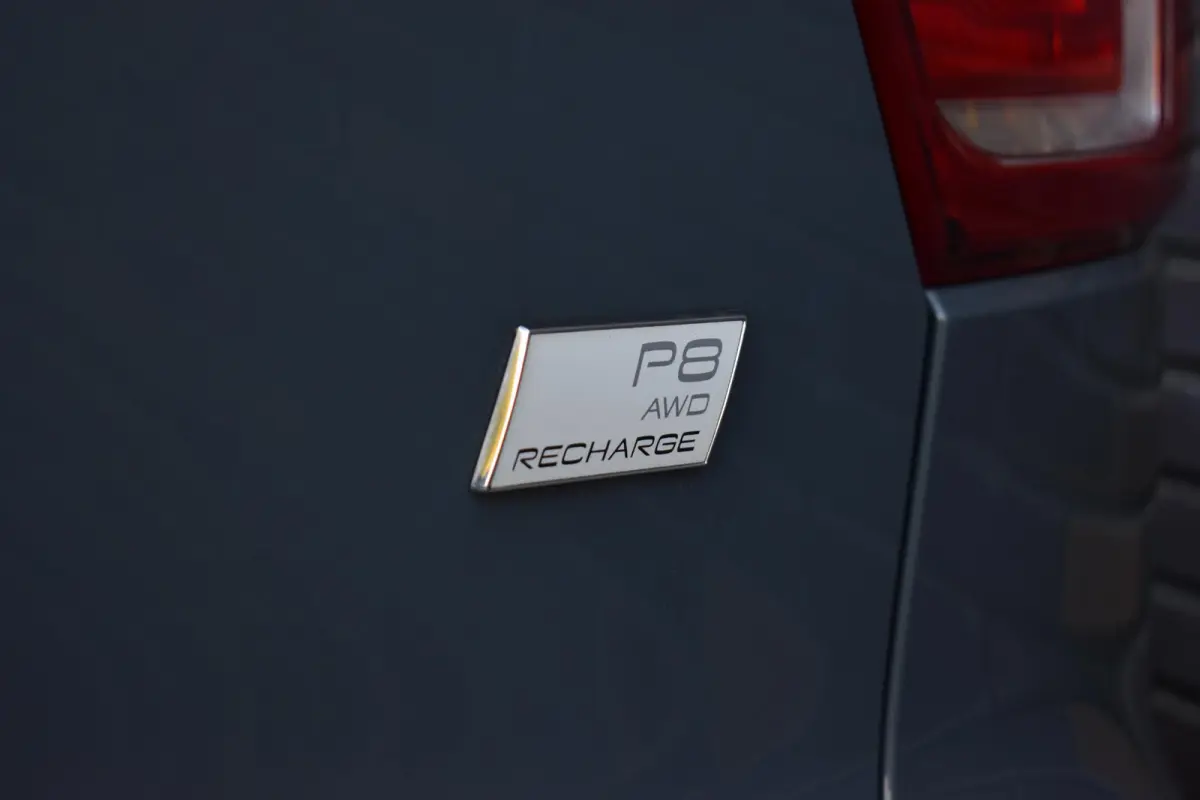 P8 AWD R-Design 78kwh