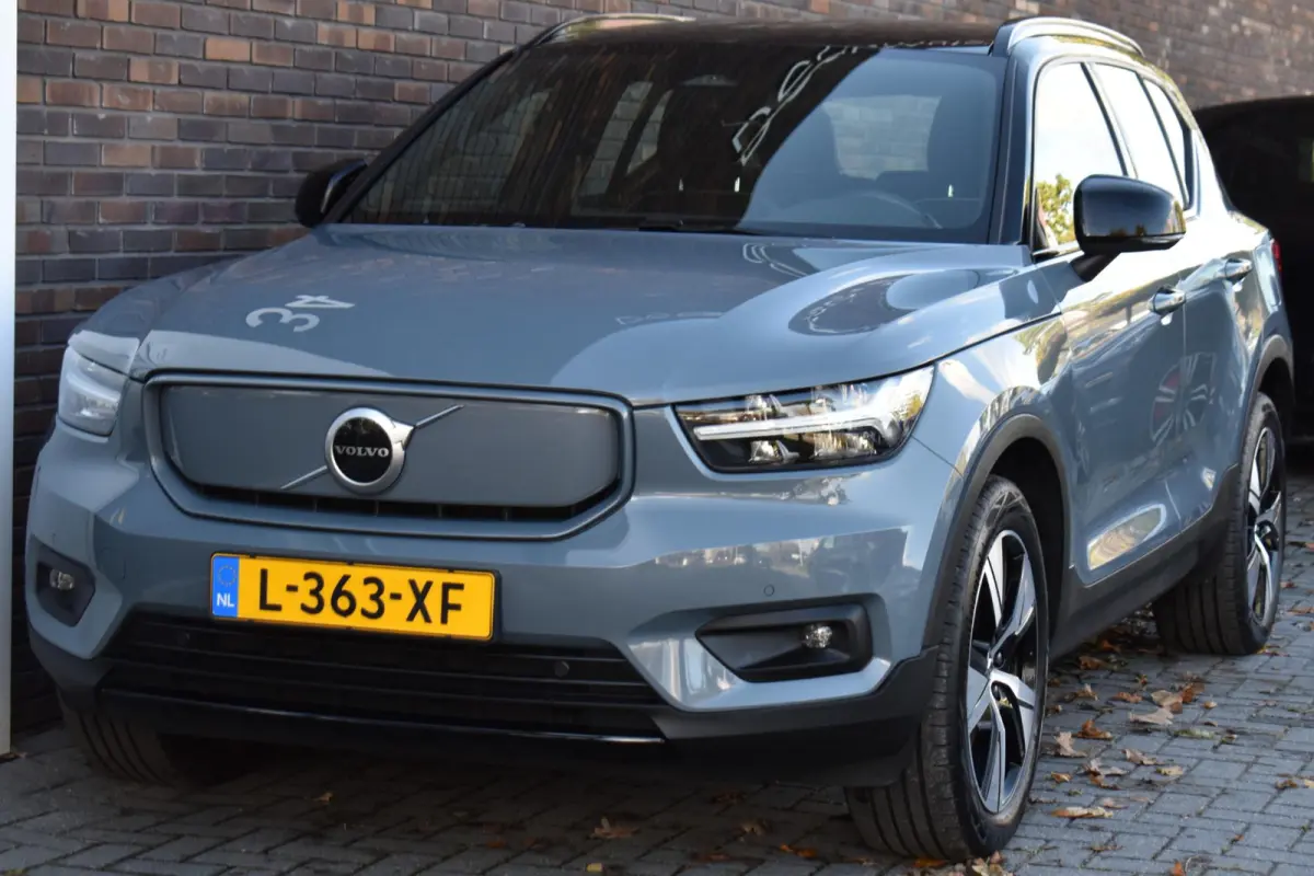 P8 AWD R-Design 78kwh