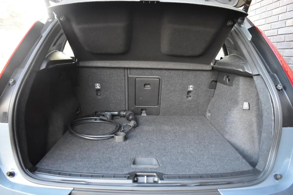 P8 AWD R-Design 78kwh