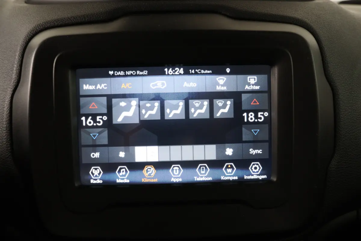 1.3T DDCT Longitude | Automaat! | Navi By App | Clima | Cruise Control | DAB | Parkeersensoren | Lichtmetalen Velgen | Keyless Start