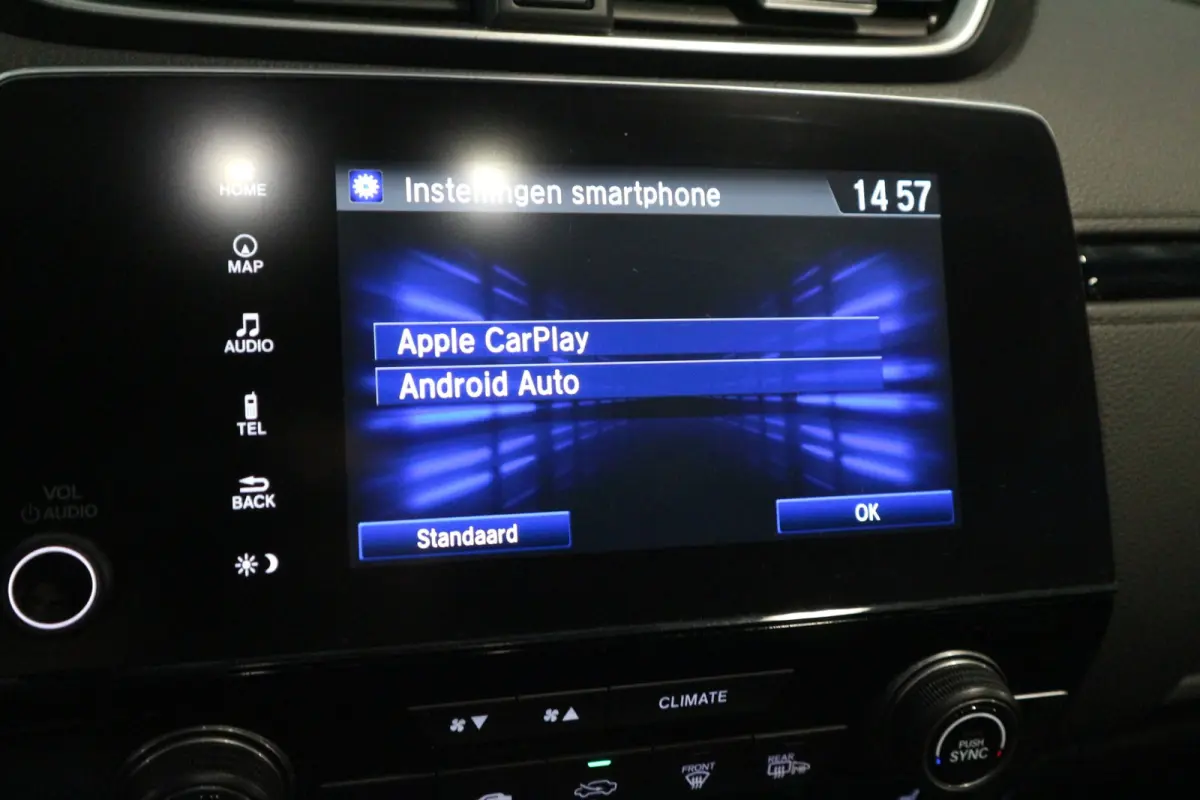 2.0 Hybrid Lifestyle 12 MAANDEN GARANTIE/ CARPLAY/ LAGE KM'S