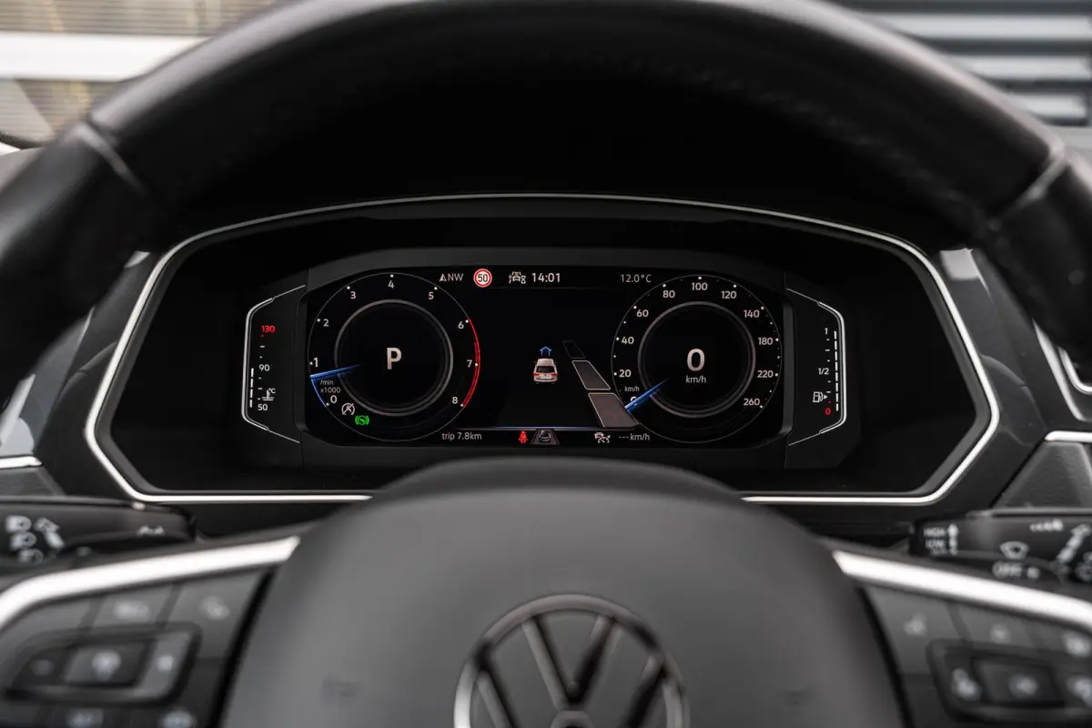 1.5 TSI 150pk DSG Elegance | CarPlay/Android Auto | Trekhaak | Achterklep Elektrisch