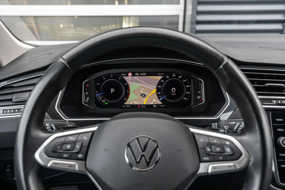 1.5 TSI 150pk DSG Elegance | CarPlay/Android Auto | Trekhaak | Achterklep Elektrisch