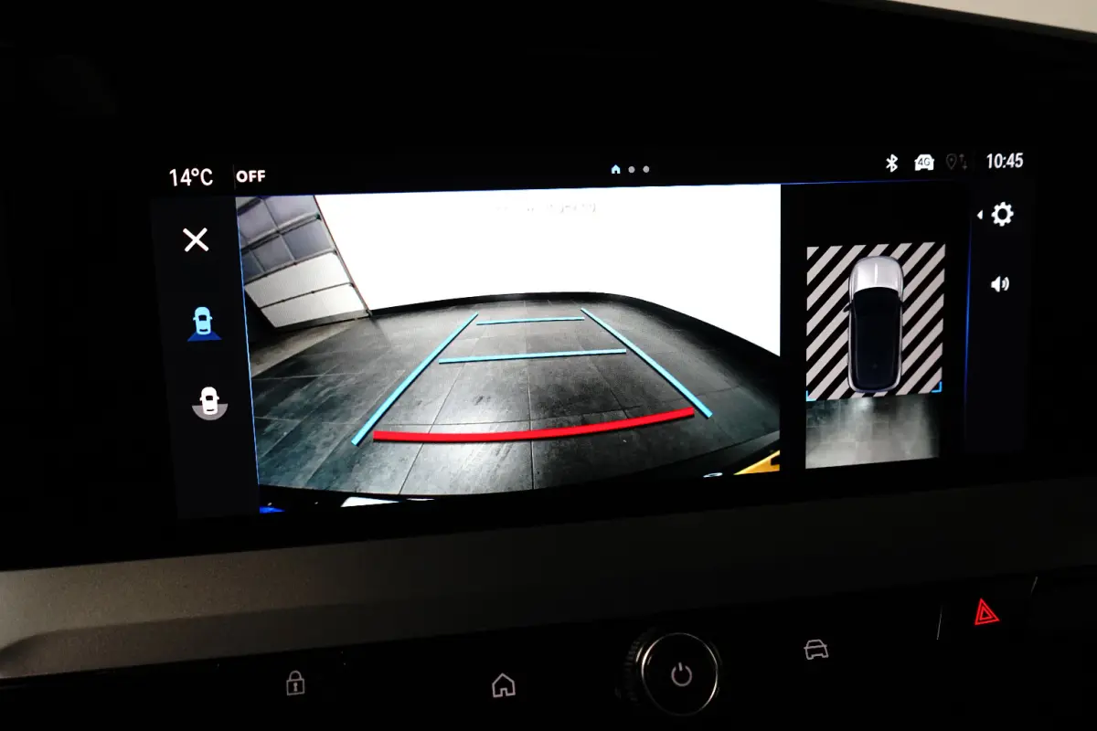 GS 54 kWh | Fase 3 laden | Navigatie | Camera | Stuurverwarming | Apple carplay | Bluetooth | 12.650km |