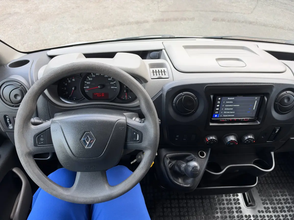 T35 2.3 dCi EURO 6 L2H2 Camera / Cruise