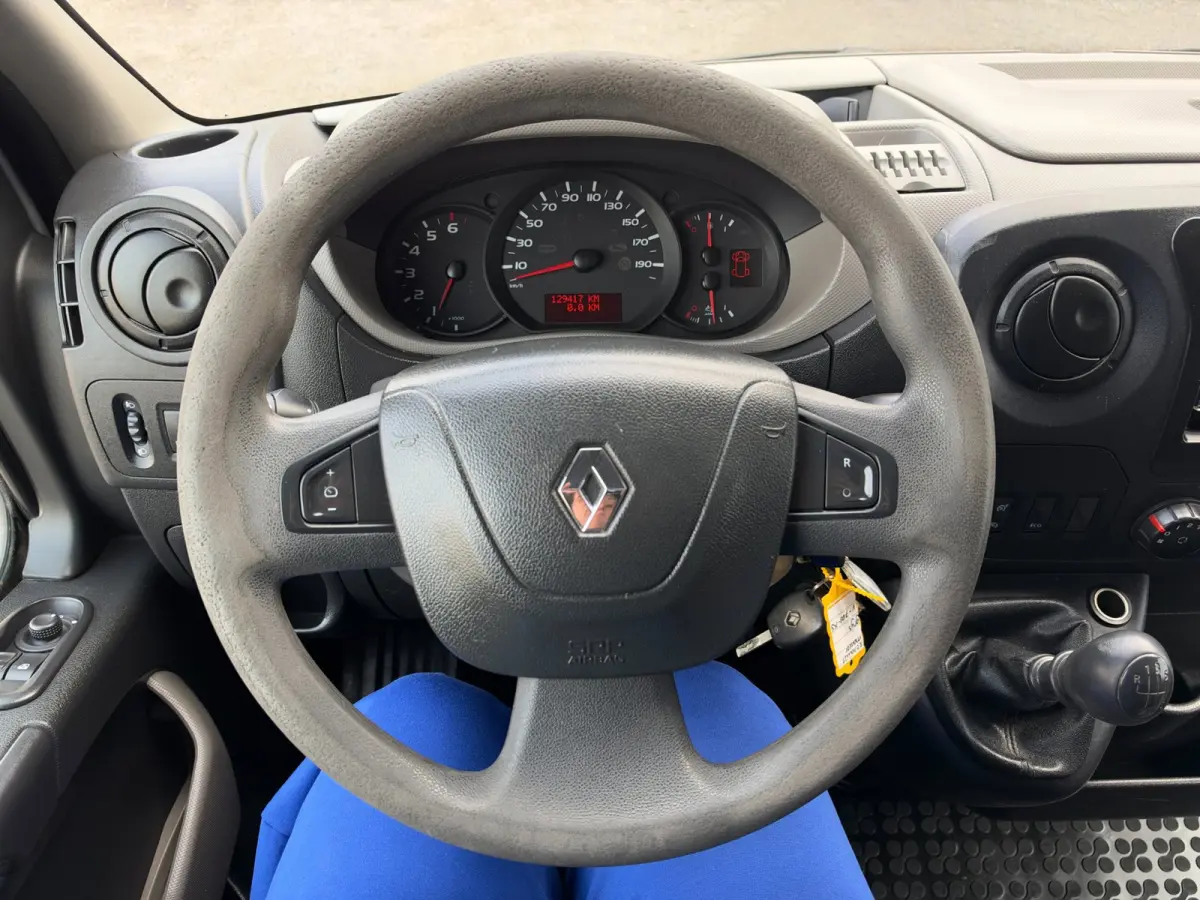 T35 2.3 dCi EURO 6 L2H2 Camera / Cruise