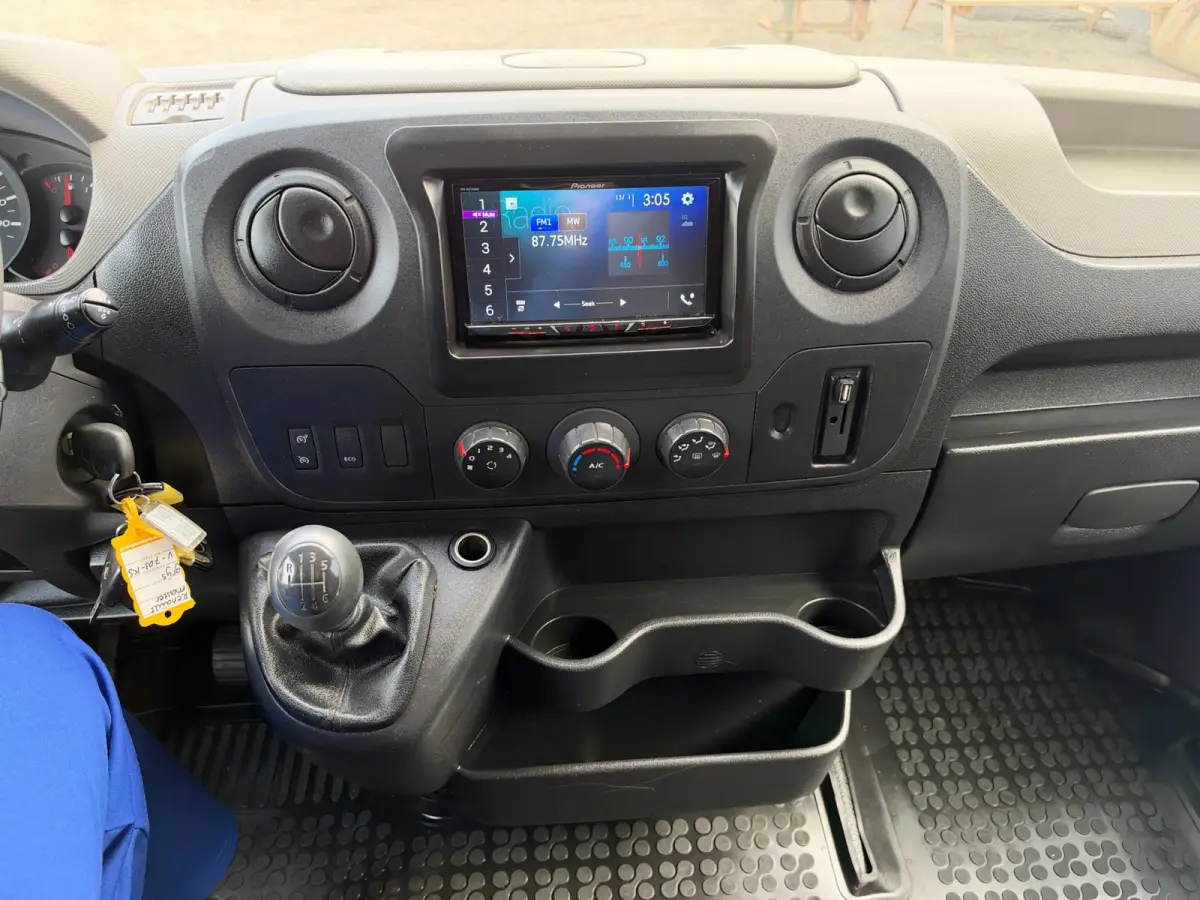 T35 2.3 dCi EURO 6 L2H2 Camera / Cruise