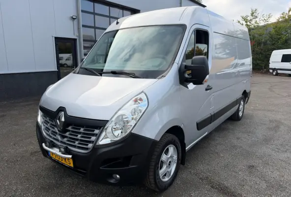 T35 2.3 dCi EURO 6 L2H2 Camera / Cruise