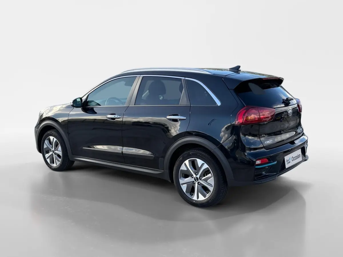 DynamicPlusLine 64 kWh | *1E EIGENAAR | FABRIEKSGARANTIE | TREKHAAK | SCHUIF- KANTELDAK | APPLE CARPLAY/ ANDROID AUTO | NAVI | CAMERA | STUUR/ STOELVERWARMING | STOF/ LEDER | DAB+ | ETC…