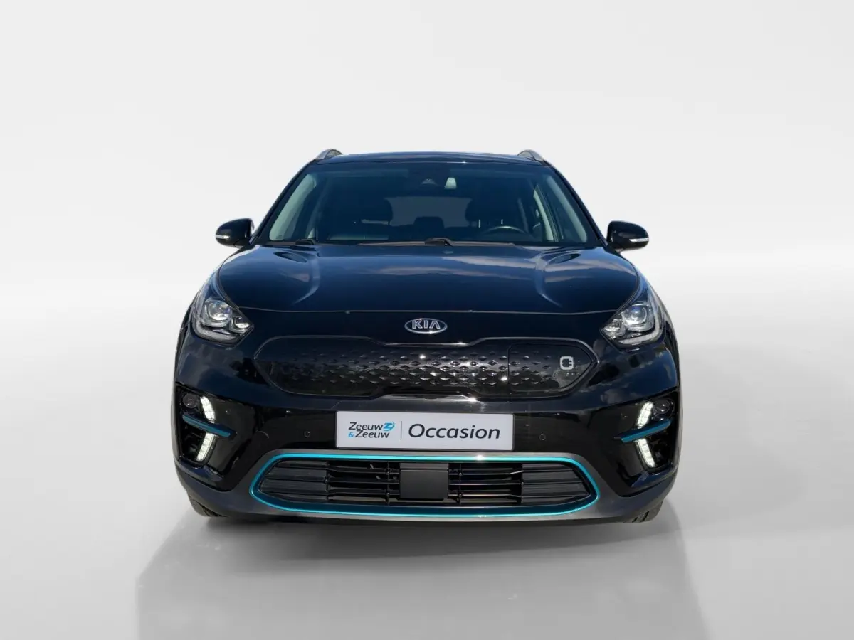DynamicPlusLine 64 kWh | *1E EIGENAAR | FABRIEKSGARANTIE | TREKHAAK | SCHUIF- KANTELDAK | APPLE CARPLAY/ ANDROID AUTO | NAVI | CAMERA | STUUR/ STOELVERWARMING | STOF/ LEDER | DAB+ | ETC…