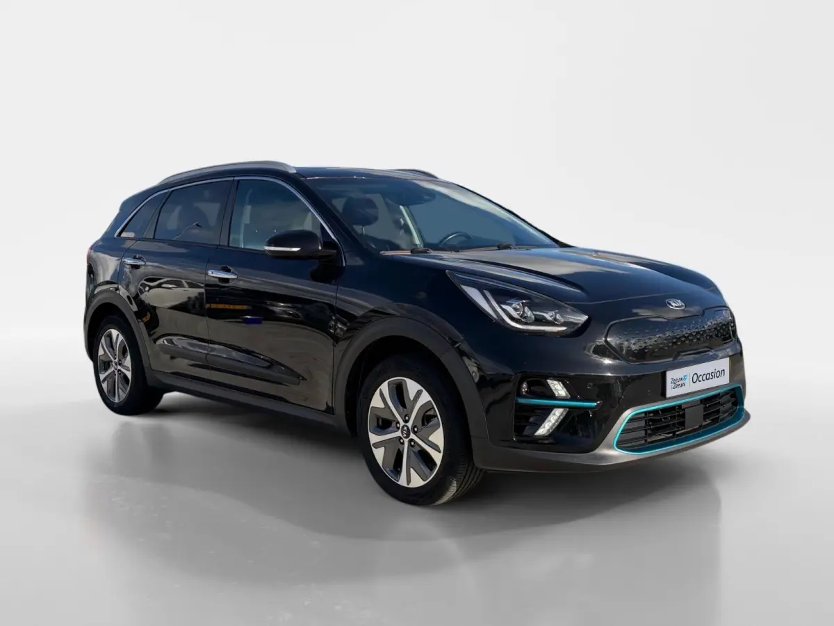 DynamicPlusLine 64 kWh | *1E EIGENAAR | FABRIEKSGARANTIE | TREKHAAK | SCHUIF- KANTELDAK | APPLE CARPLAY/ ANDROID AUTO | NAVI | CAMERA | STUUR/ STOELVERWARMING | STOF/ LEDER | DAB+ | ETC…