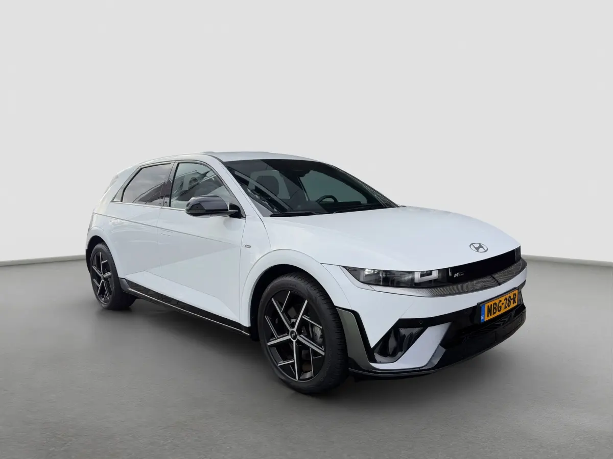 N-Line Business 84 kWh 229pk | Elektrische stoelen | SOH 97,6% | Automatische deurhendels | Stuurverwarming | Elektrische achterklep | Stoelverwarming | Warmtepomp | Parkeersensoren | Camera