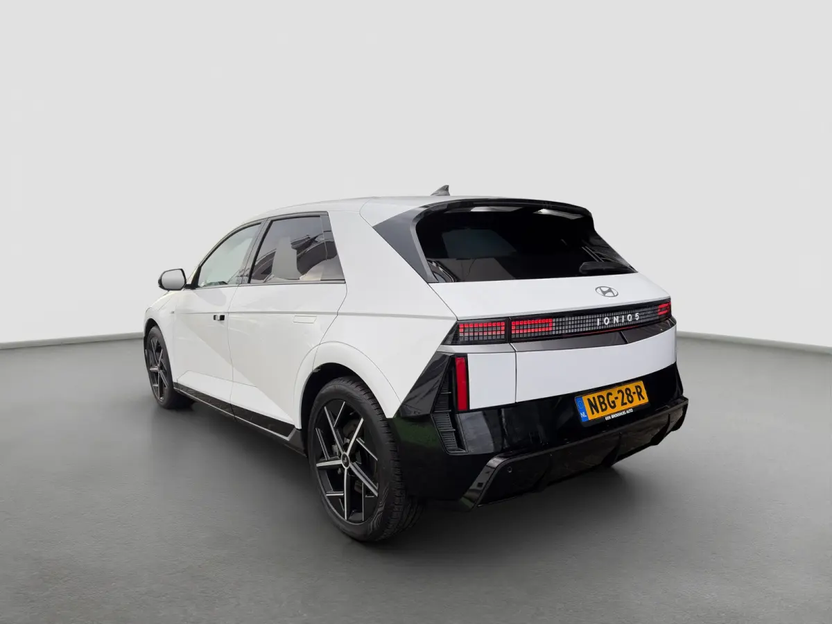 N-Line Business 84 kWh 229pk | Elektrische stoelen | SOH 97,6% | Automatische deurhendels | Stuurverwarming | Elektrische achterklep | Stoelverwarming | Warmtepomp | Parkeersensoren | Camera