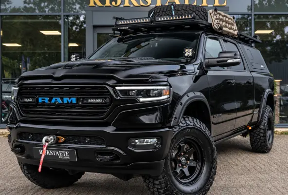 1500 4X4 5.7 V8 4x4 Crew Cab 5'7 Limited|EXCL BTW