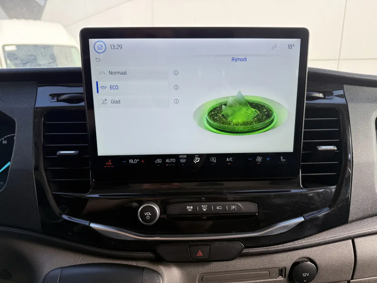 68kWh 184PK L2H2 316km WLTP 97,2% (SOH) Climate Control Cruise Control CarPlay Camera Navigatie Parkeersensoren v+a