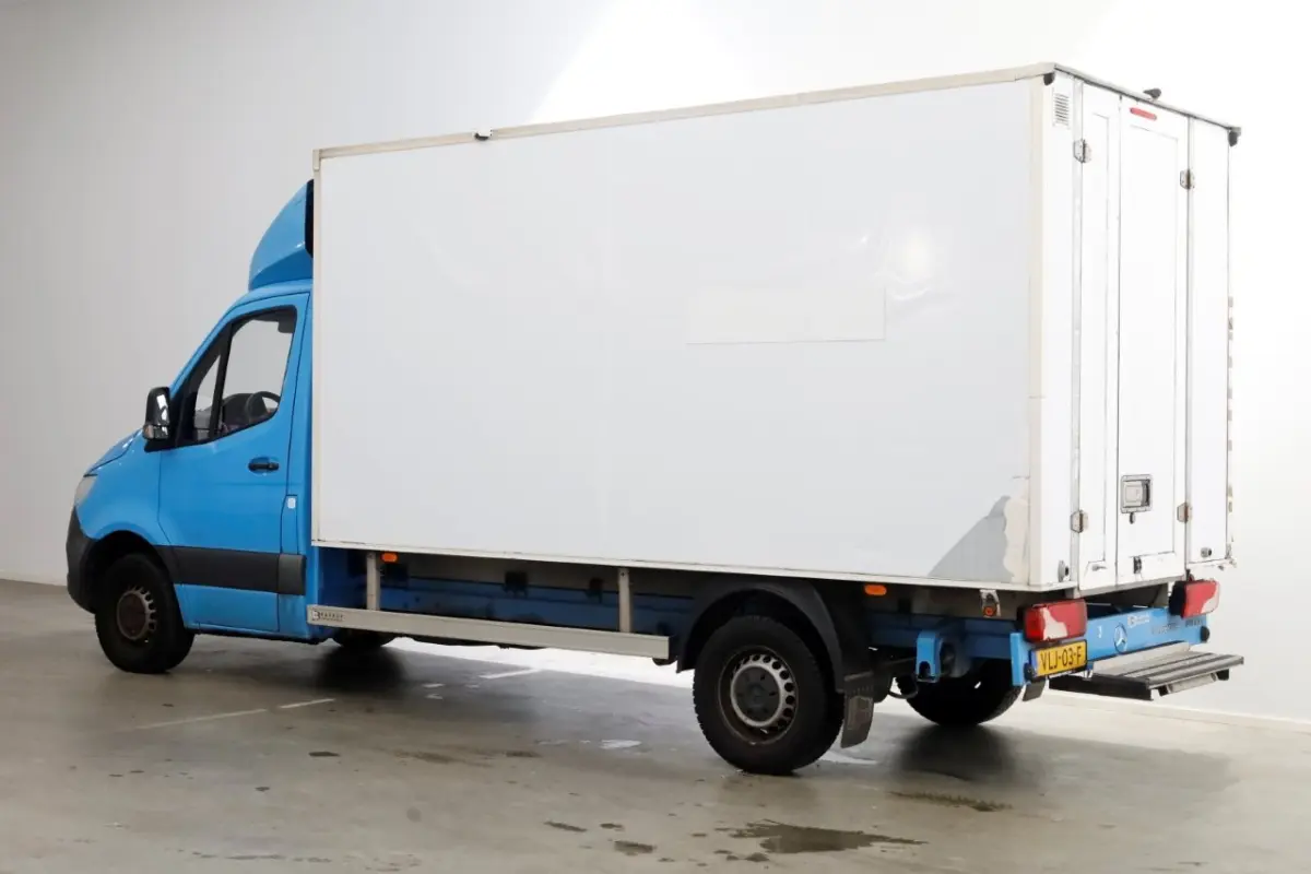 311 CDI 115pk E6 RWD Bakwagen met achterdeuren 2-Persoons 08-2021