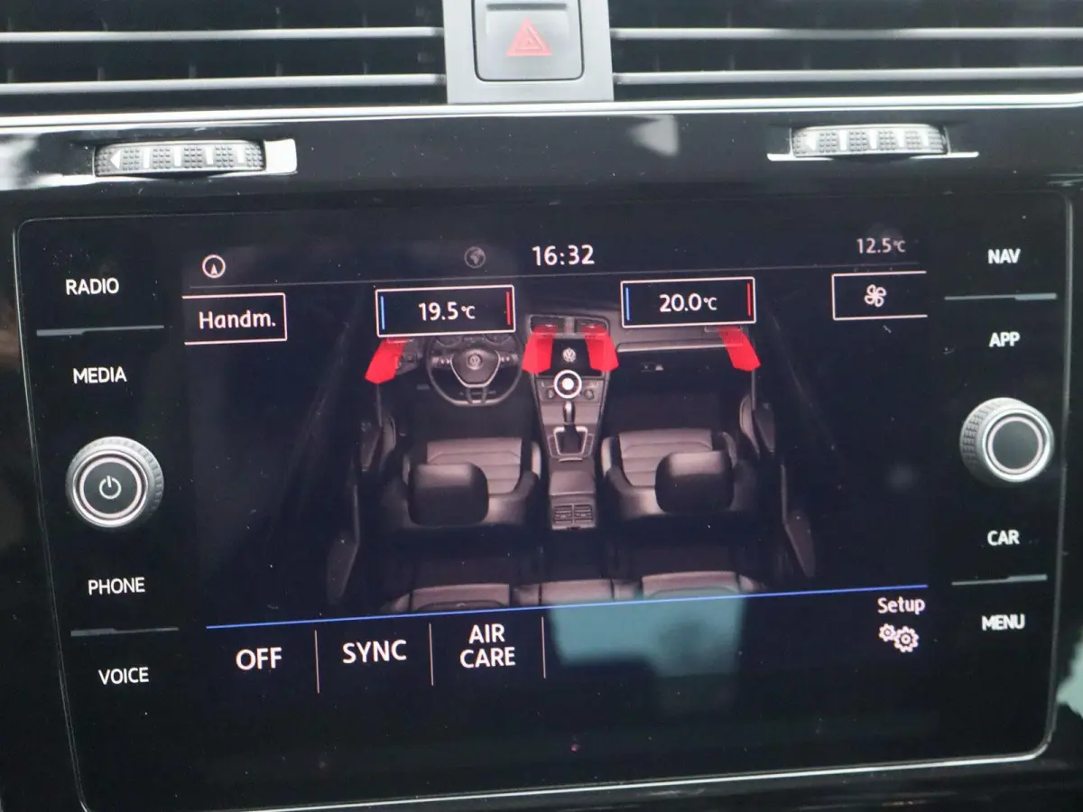1.5 TSI 150pk DSG Highline Business R | Trekhaak | R Line | Achteruitrijcamera | Navigatie | Cruise control adaptief