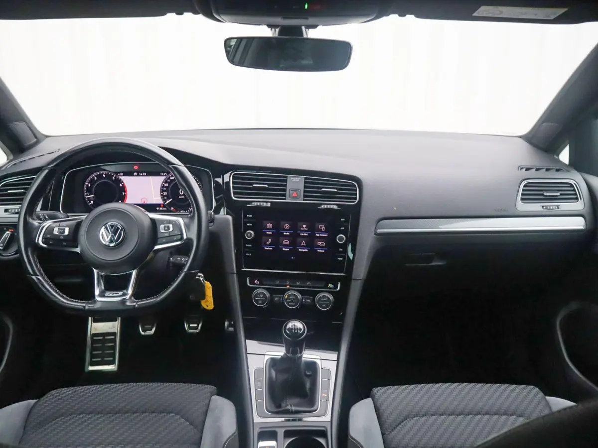 1.5 TSI 150pk DSG Highline Business R | Trekhaak | R Line | Achteruitrijcamera | Navigatie