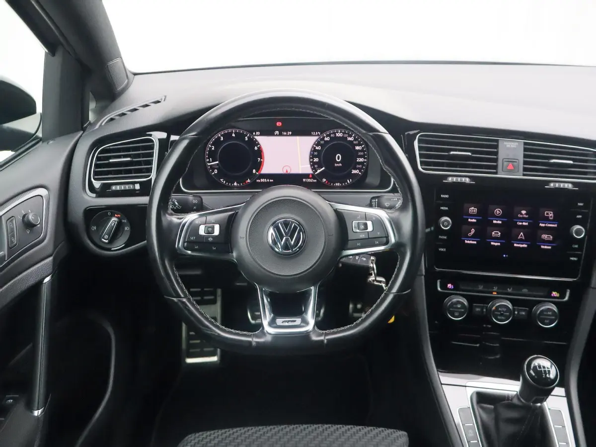 1.5 TSI 150pk DSG Highline Business R | Trekhaak | R Line | Achteruitrijcamera | Navigatie | Cruise control adaptief